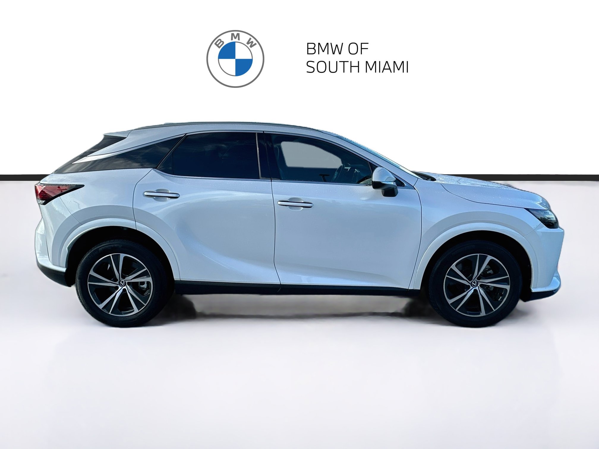 Used 2023 Lexus RX 350 Premium w/ Cold Area Package FWD image 8