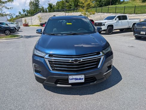 Used 2022 Chevrolet Traverse LT AWD/4WD image 8
