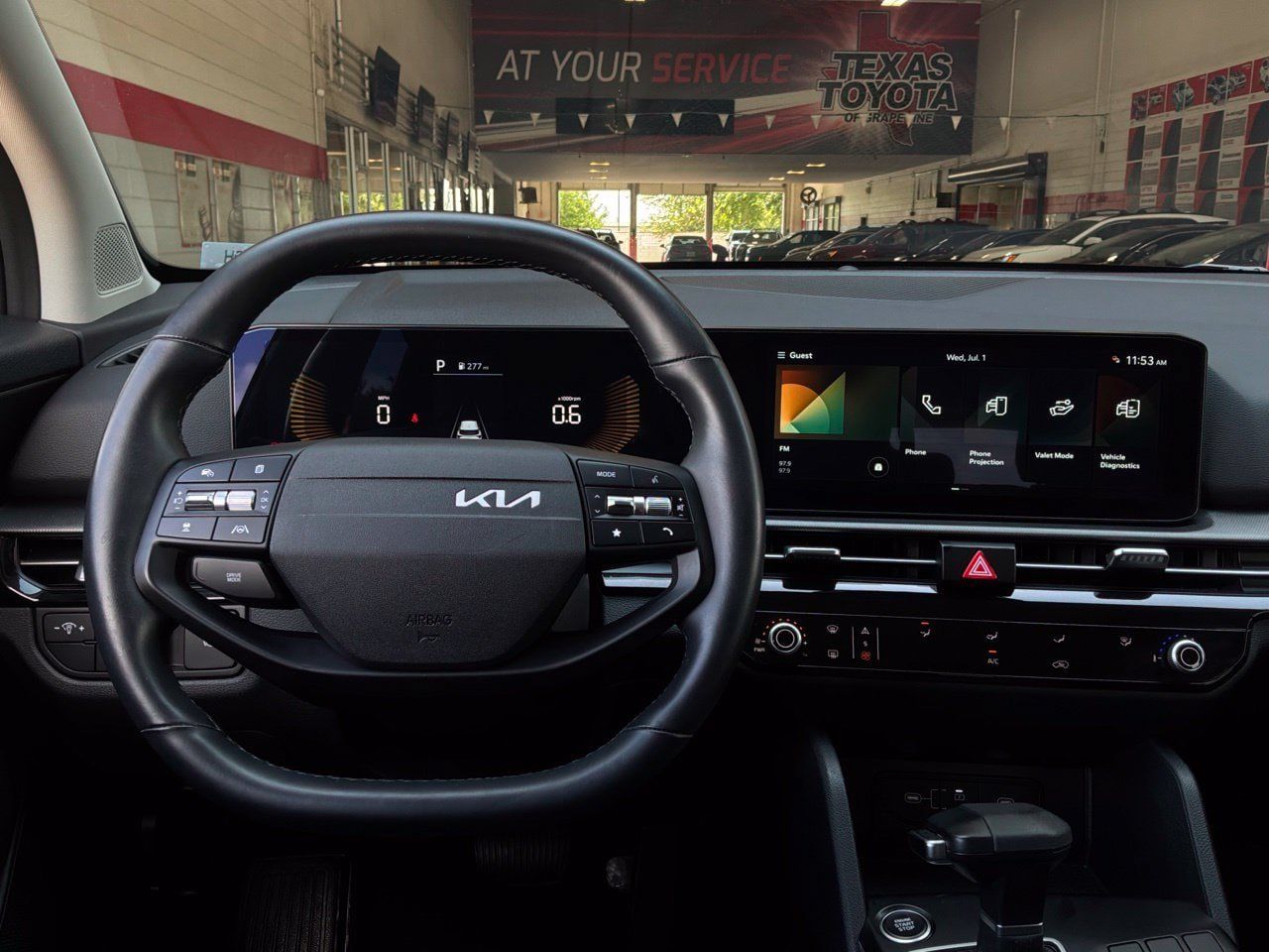 Used 2026 Kia Sportage LX FWD image 13