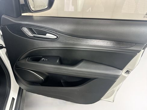 Used 2022 Alfa Romeo Stelvio Sprint image 31