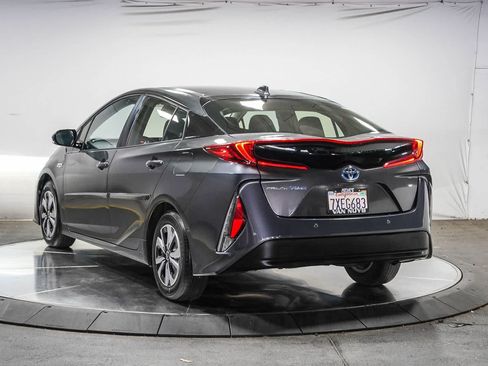 Certified 2017 Toyota Prius Prime Advanced w/ Carpet Mat Package FWD image 2