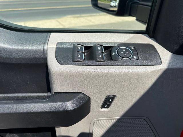 Used 2020 Ford F350 XL w/ STX Appearance Package AWD/4WD image 16