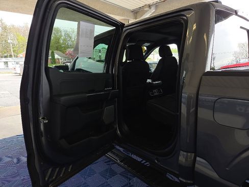 Used 2022 Ford F150 XLT w/ Equipment Group 302A High AWD/4WD image 30