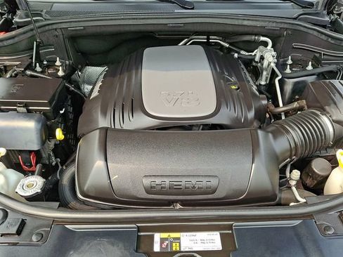 Used 2020 Dodge Durango R/T w/ Blacktop Package AWD/4WD image 29