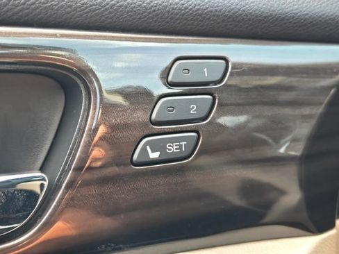 Used 2017 Honda Accord Touring image 27