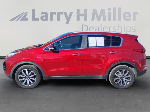 Used 2017 Kia Sportage EX w/ EX Premium Package image 2