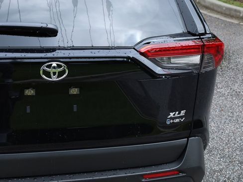 New 2025 Toyota RAV4 XLE image 20