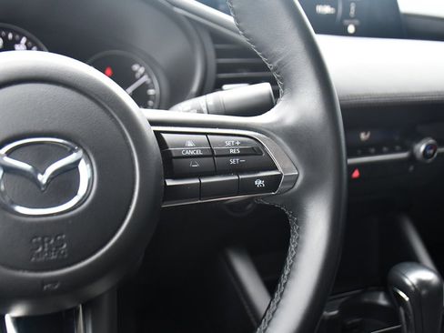 Used 2025 MAZDA MAZDA3 s image 32