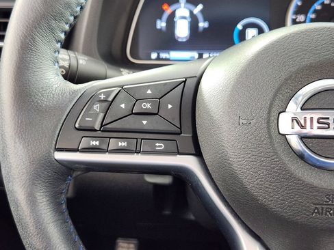 Used 2022 Nissan Leaf SV FWD image 18