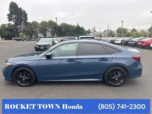 Used 2025 Honda Civic Sport image 8