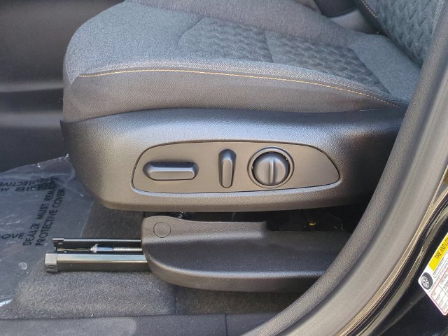 Used 2023 Chevrolet Equinox LT FWD image 22