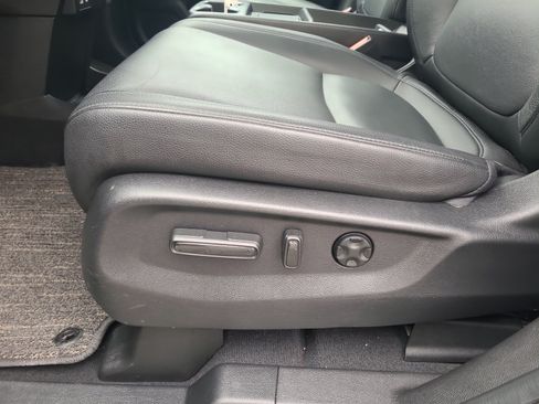 Used 2025 Honda Odyssey EX-L image 9