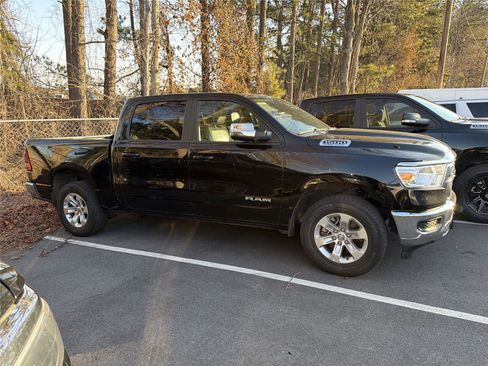 Used 2024 RAM 1500 Laramie image 4