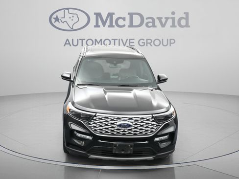 Used 2023 Ford Explorer Platinum w/ Technology Package AWD/4WD image 34
