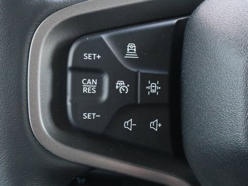 New 2025 Ford Bronco Badlands image 17