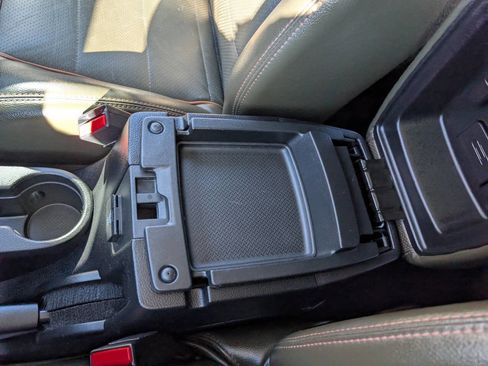 Used 2011 Jeep Wrangler Unlimited 70th Anniversary w/ Dual Top Group image 28