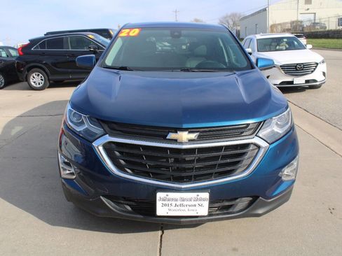 Used 2020 Chevrolet Equinox LT image 2