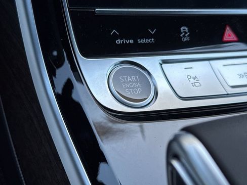 New 2026 Audi A8 L 3.0T AWD/4WD image 23