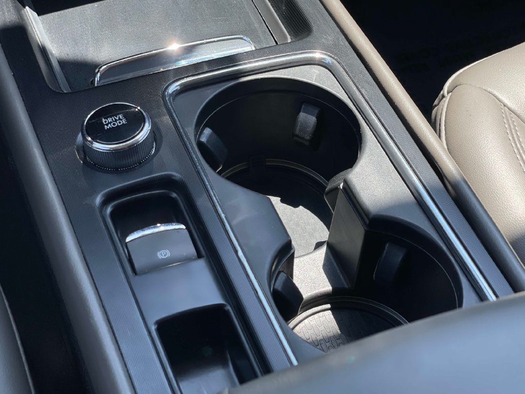 Certified 2023 Lincoln Corsair FWD image 17