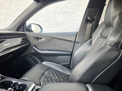 Used 2022 Audi SQ8 Premium Plus AWD/4WD image 32