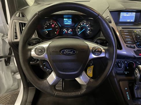 Used 2016 Ford Transit Connect XLT image 17
