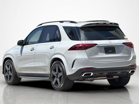 Used 2026 Mercedes-Benz GLE 450 4MATIC image 3