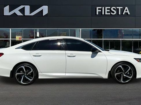 Used 2022 Honda Accord Sport image 7