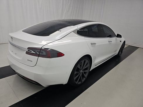 Used 2019 Tesla Model S 100D image 4