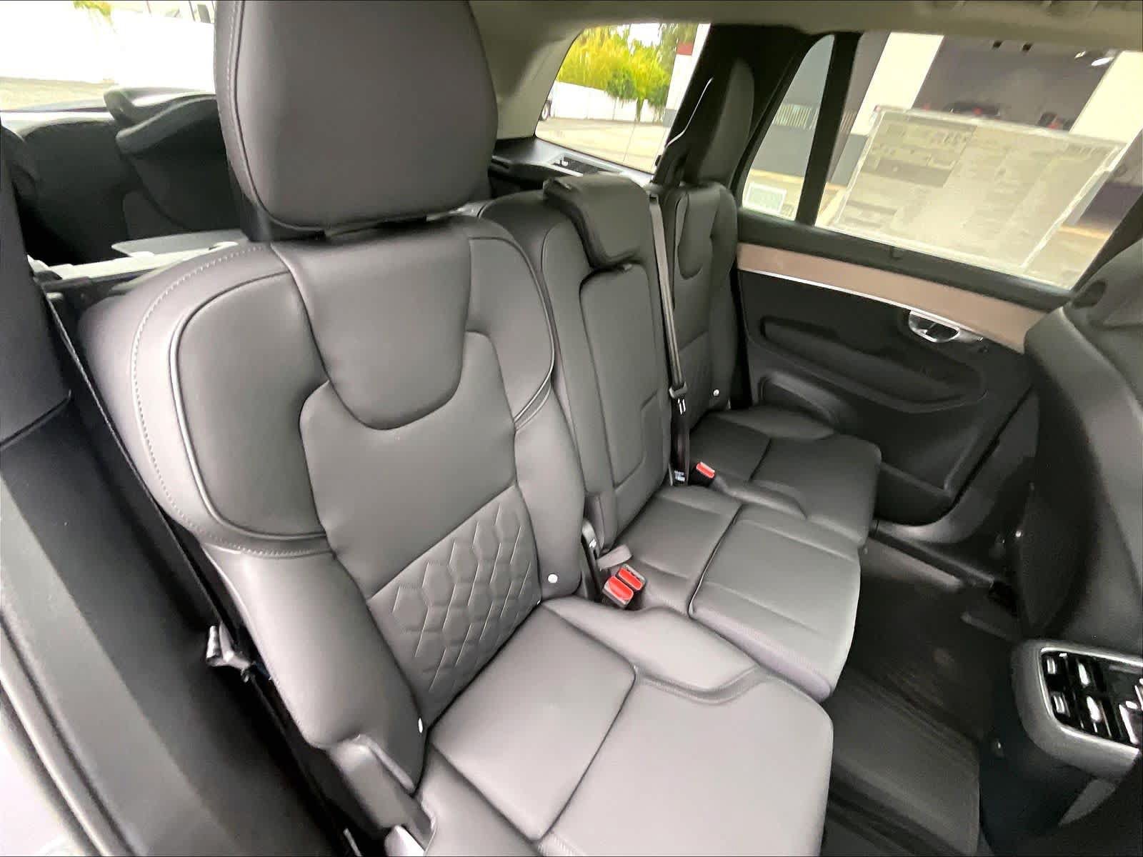 New 2027 Volvo XC90 B6 Plus AWD/4WD image 25