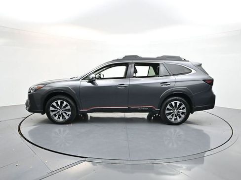 Used 2023 Subaru Outback Touring image 5
