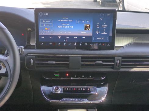 Used 2024 Lincoln Corsair FWD image 19