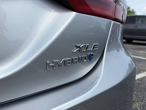 Used 2018 Toyota Camry XLE w/ Audio Package FWD image 31
