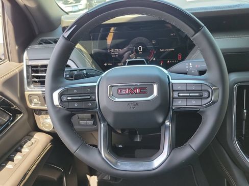 New 2026 GMC Yukon XL Elevation AWD/4WD image 13