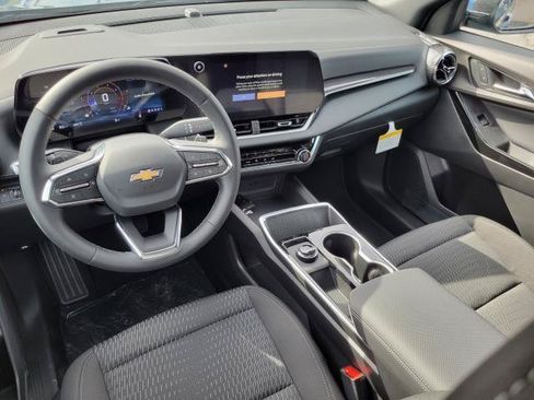 New 2026 Chevrolet Equinox LT AWD/4WD image 24