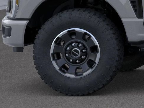 New 2026 Ford F250 Platinum w/ Tremor Off-Road Package AWD/4WD image 19