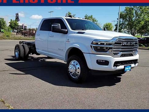 New 2026 RAM 5500 4x4 Crew Cab w/ Laramie Trim Package image 2