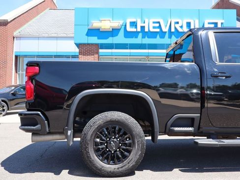 Used 2021 Chevrolet Silverado 2500 LTZ w/ LTZ Plus Package image 44
