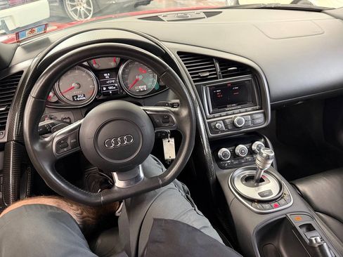 Used 2011 Audi R8 V8 AWD/4WD image 22