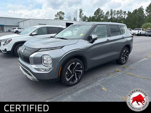 Used 2024 Mitsubishi Outlander SE FWD image 1