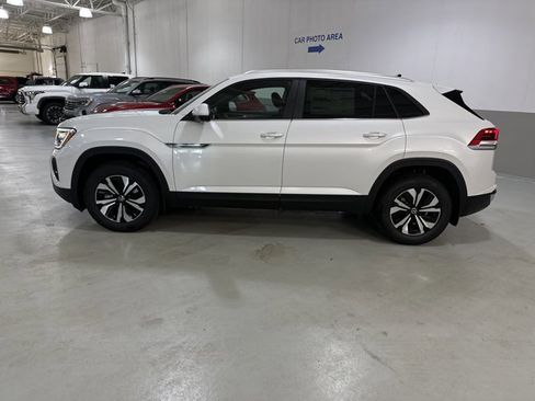 New 2026 Volkswagen Atlas Cross Sport SE AWD/4WD image 5