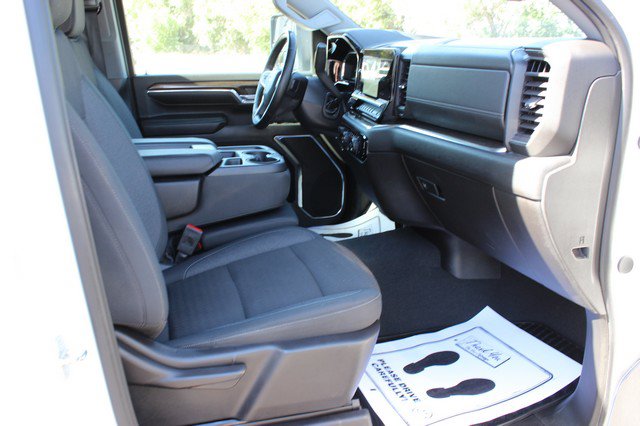 Used 2024 Chevrolet Silverado 2500 LT w/ Convenience Package AWD/4WD image 17