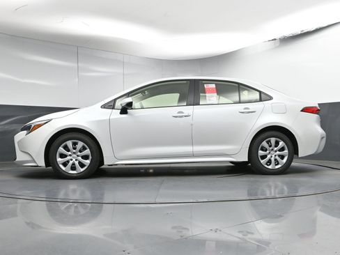 New 2026 Toyota Corolla LE image 25