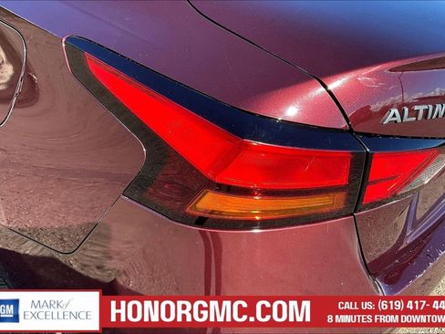 Used 2023 Nissan Altima 2.5 SV image 22
