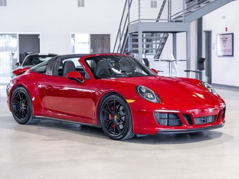 Used 2017 Porsche 911 Targa 4 GTS image 8
