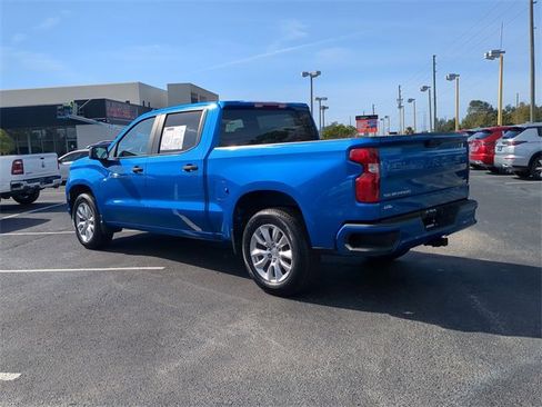 Used 2023 Chevrolet Silverado 1500 Custom image 8