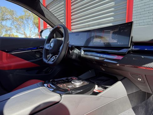 Used 2026 BMW M5 w/ Carbon Package image 17