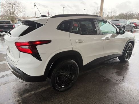 Used 2025 Chevrolet Trax ACTIV w/ Driver Confidence Package image 5