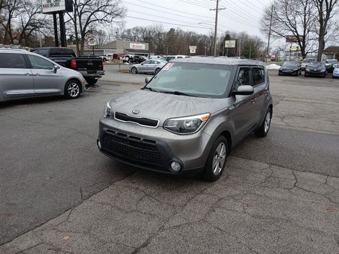 Used 2015 Kia Soul image 1