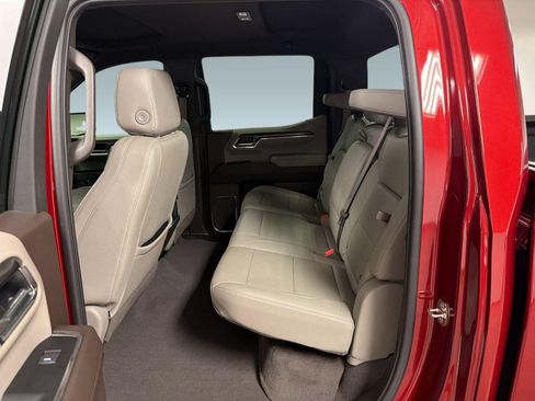 Used 2024 Chevrolet Silverado 1500 LTZ AWD/4WD image 21