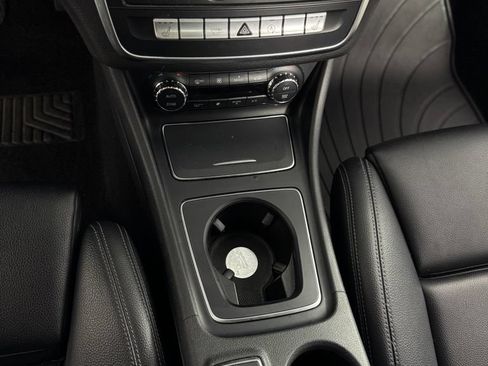 Used 2018 Mercedes-Benz CLA 250 4MATIC w/ Premium Package image 17
